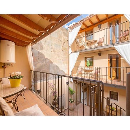 Boutique Hostal "Born53" Im Stadtkern Von Llucmajor, Mallorca Apart otel Llucmajor  Dış mekan fotoğraf